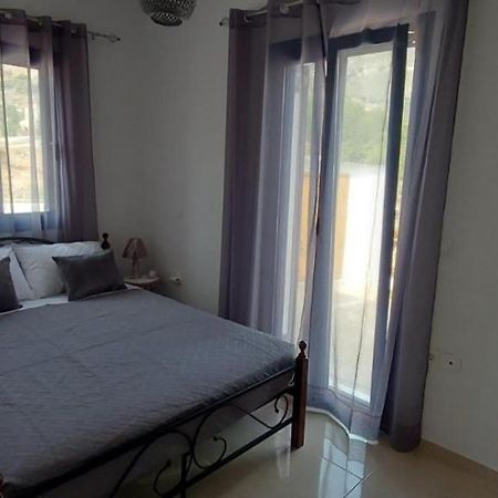 Dionysia Apartments Livadia  Exterior photo