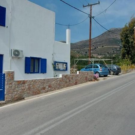 Dionysia Apartments Livadia  Exterior photo