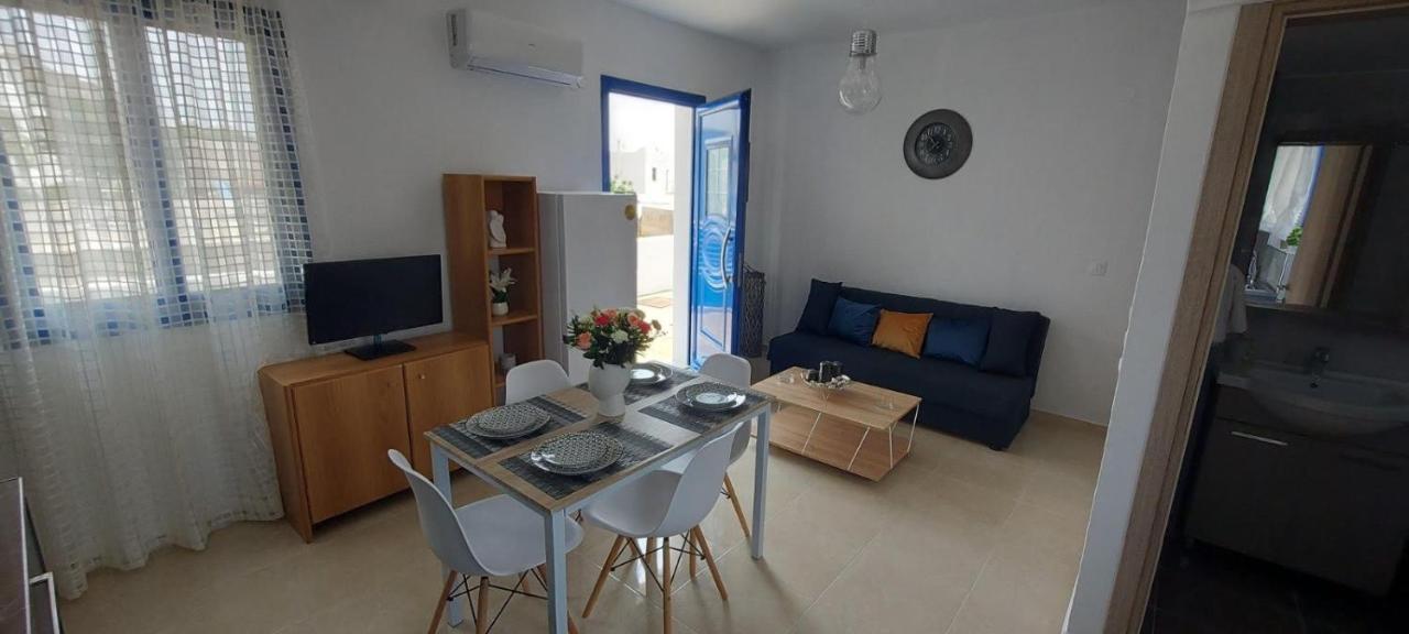 Dionysia Apartments Livadia  Exterior photo