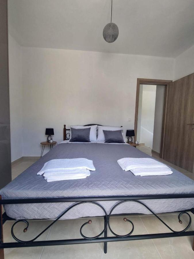 Dionysia Apartments Livadia  Exterior photo