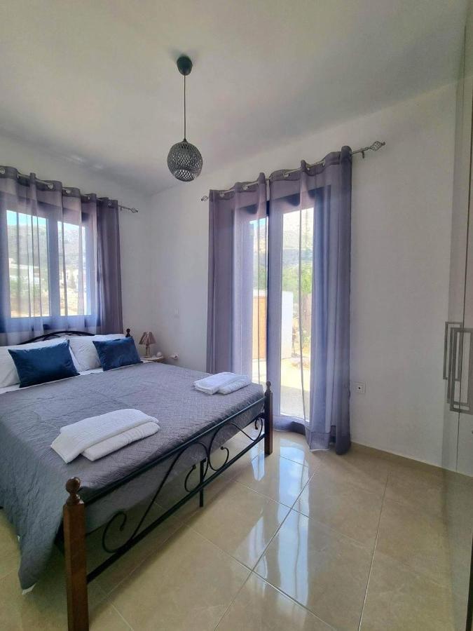 Dionysia Apartments Livadia  Exterior photo